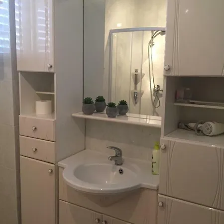 Appartement Bond With Private Parking