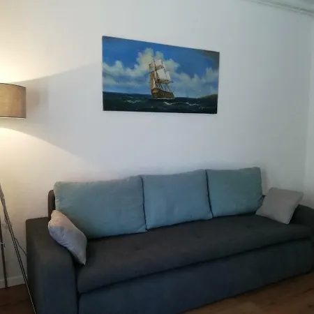 Bond With Private Parking Appartement