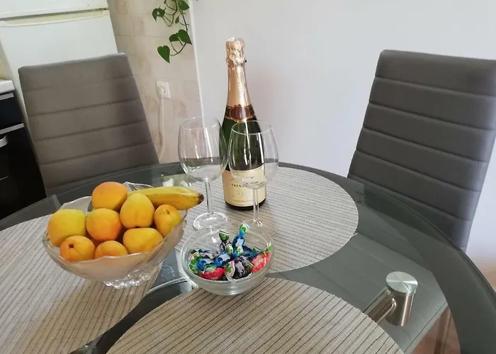 Bond With Private Parking